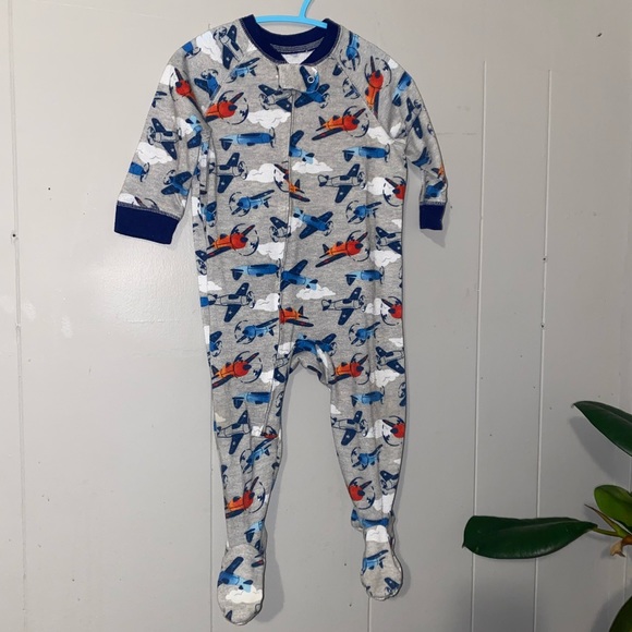 Child of mine made by Carter’s sleeper 12 months - Picture 1 of 3